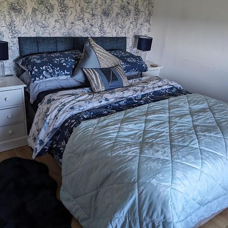 Cosy Cottage With Sea & Mountain Views Carnlough Exteriör bild