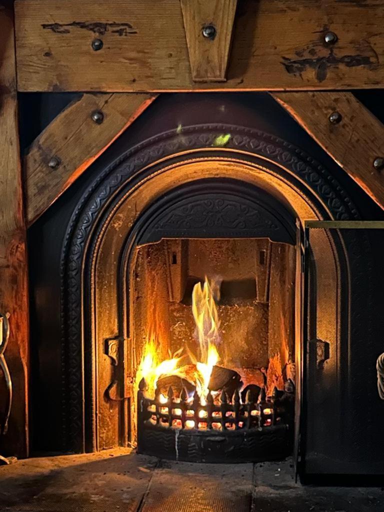 Cosy Cottage With Sea & Mountain Views Carnlough Exteriör bild